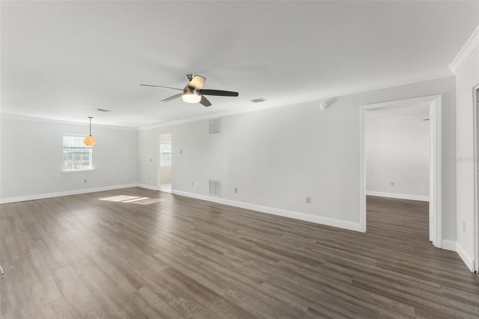 Image 19 of 34 For 1209 Clubside Drive 1209