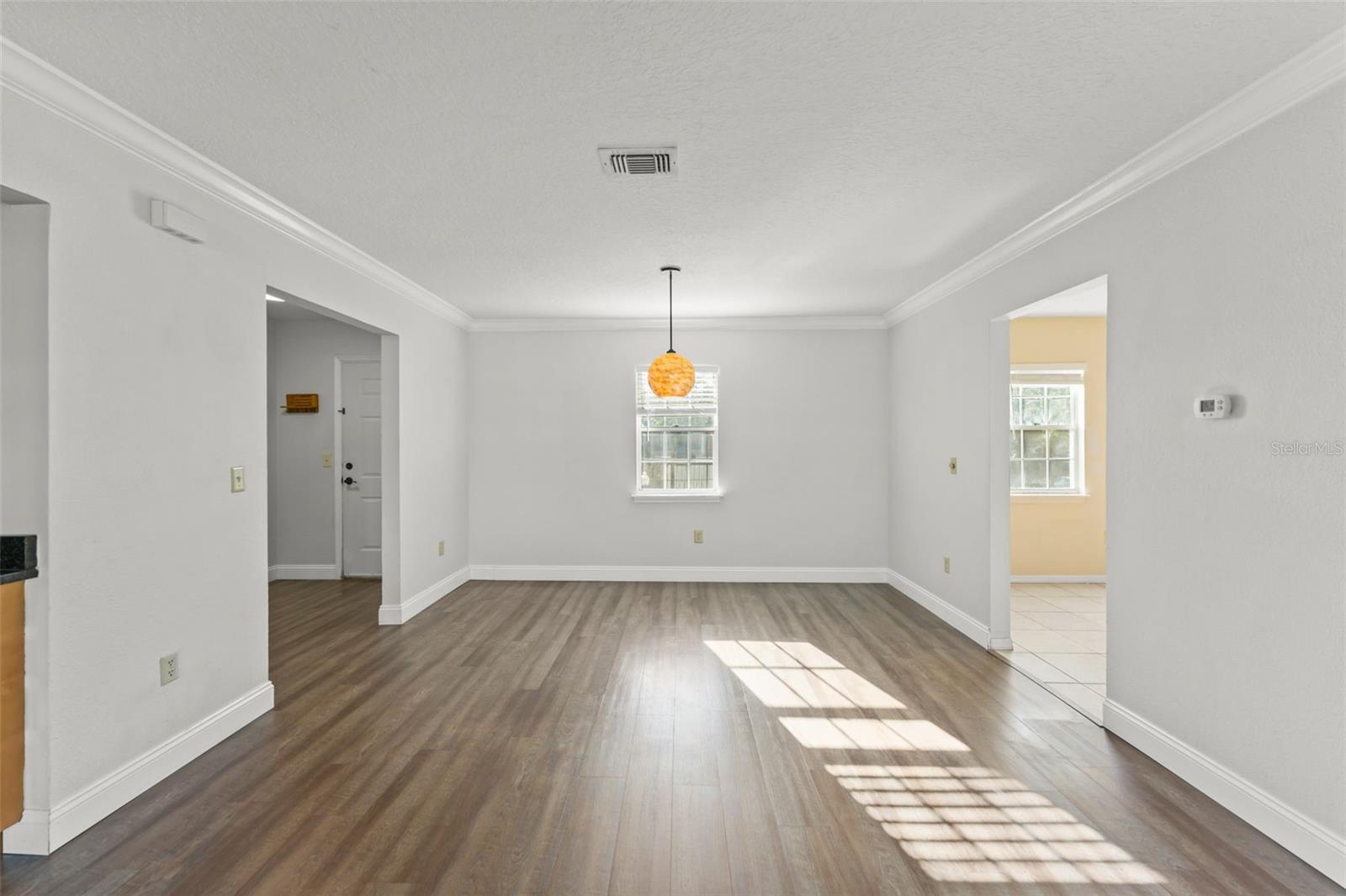 Image 9 of 34 For 1209 Clubside Drive 1209