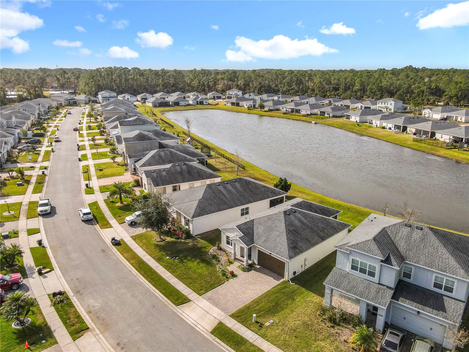 Image 40 of 50 For 5644 Estero Loop