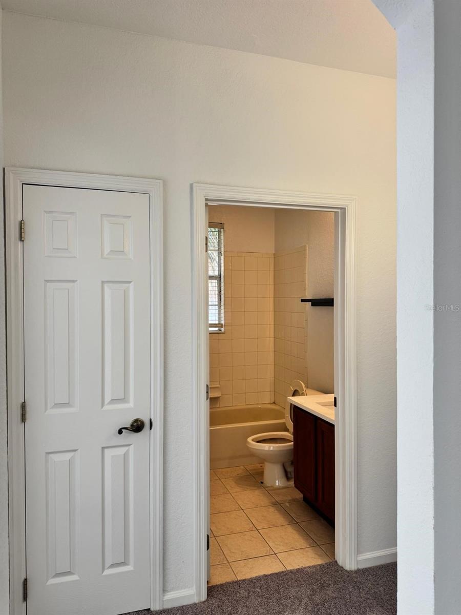 Image 14 of 26 For 3001 Greystone Loop 201