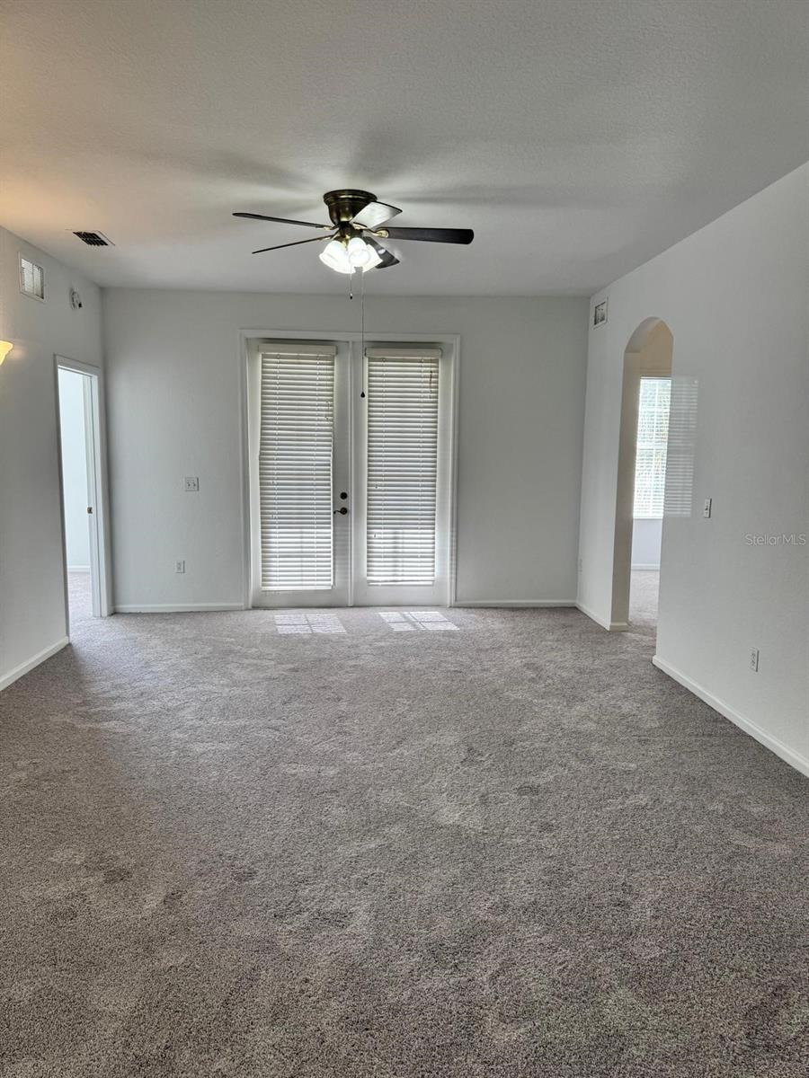 Image 4 of 26 For 3001 Greystone Loop 201