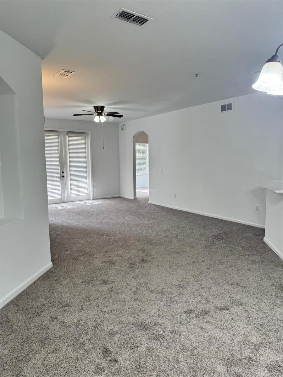 Image 7 of 26 For 3001 Greystone Loop 201