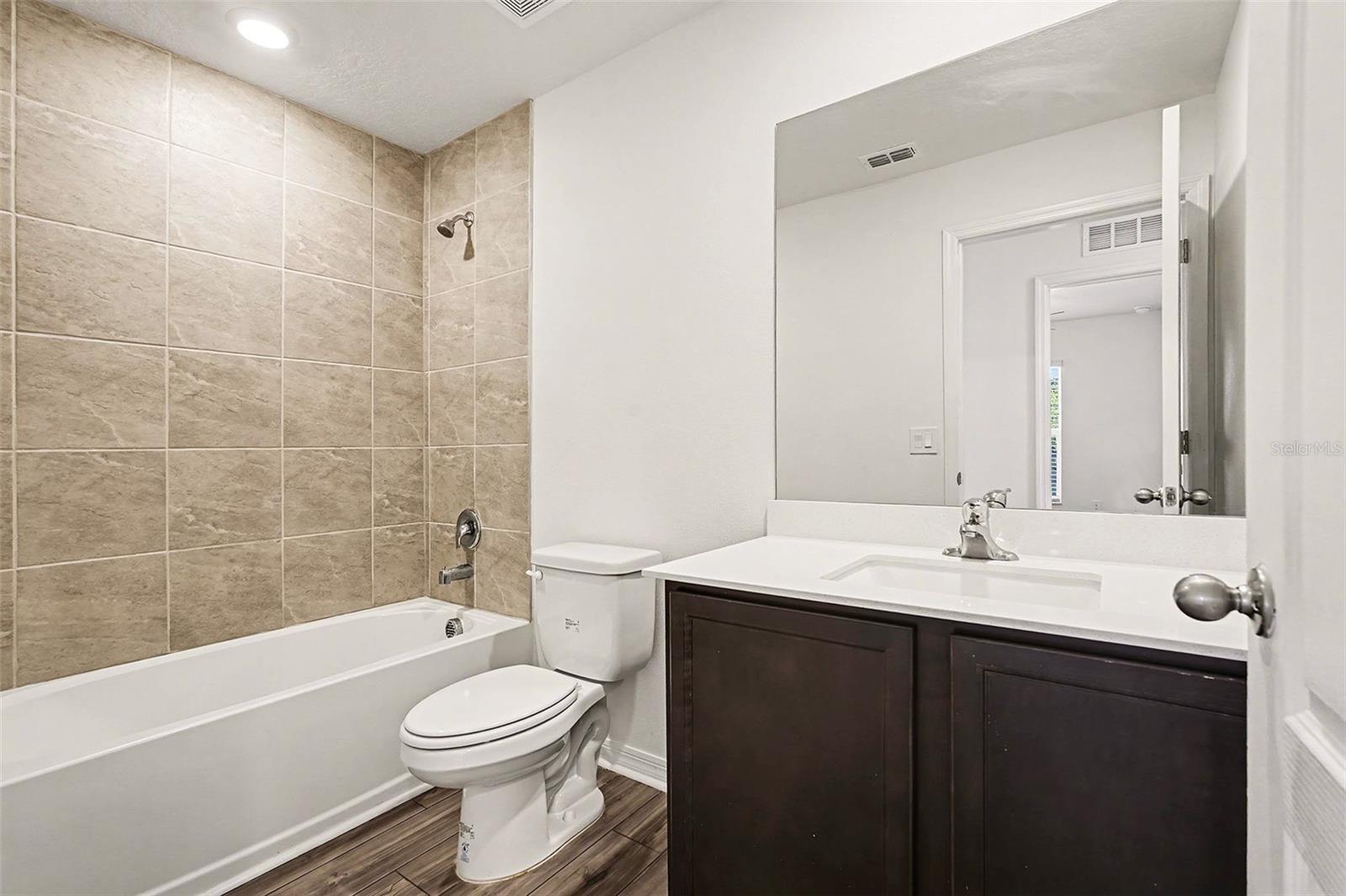 Image 14 of 34 For 1511 Hayworth Circle Nw