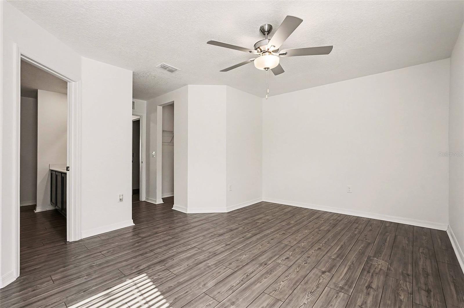 Image 18 of 34 For 1511 Hayworth Circle Nw