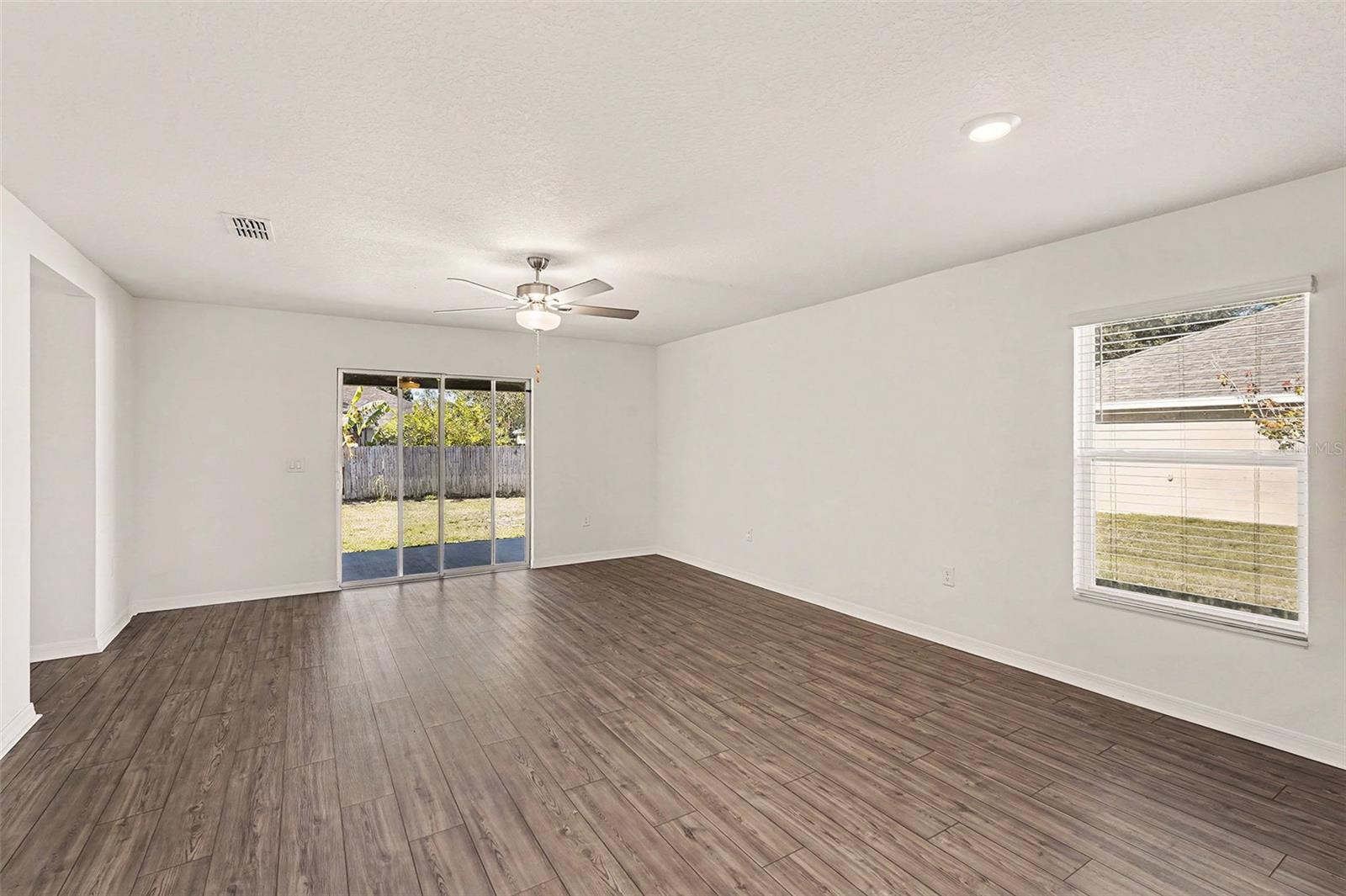 Image 5 of 34 For 1511 Hayworth Circle Nw