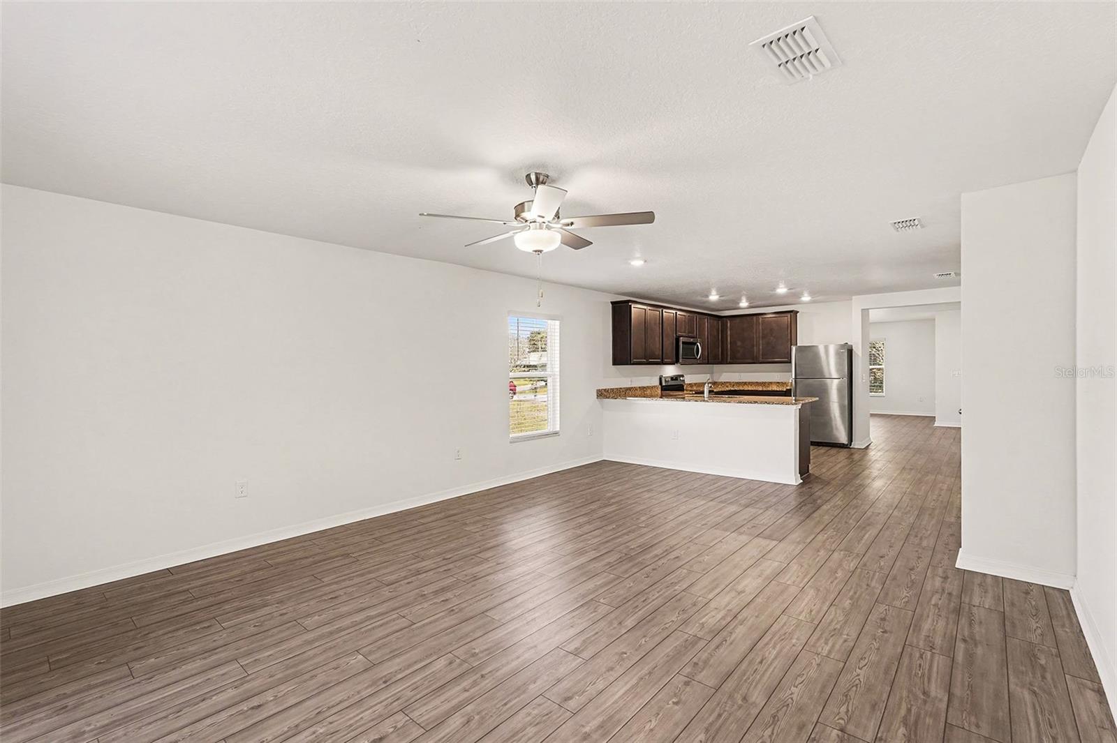 Image 9 of 34 For 1511 Hayworth Circle Nw