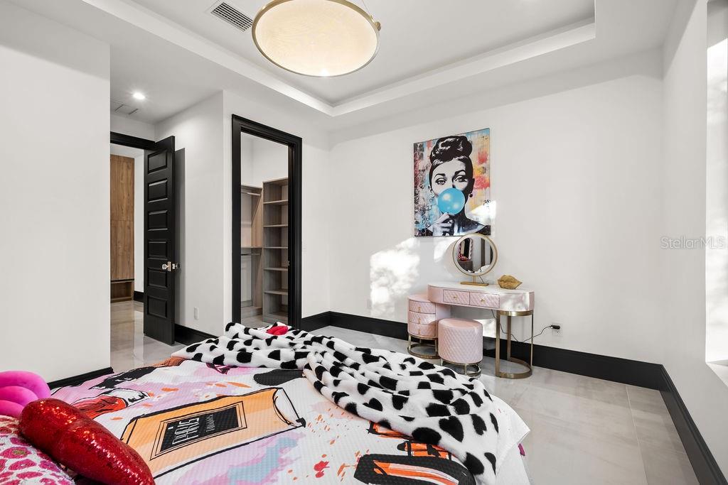 Image 41 of 83 For 5074 Isleworth Country Club Drive