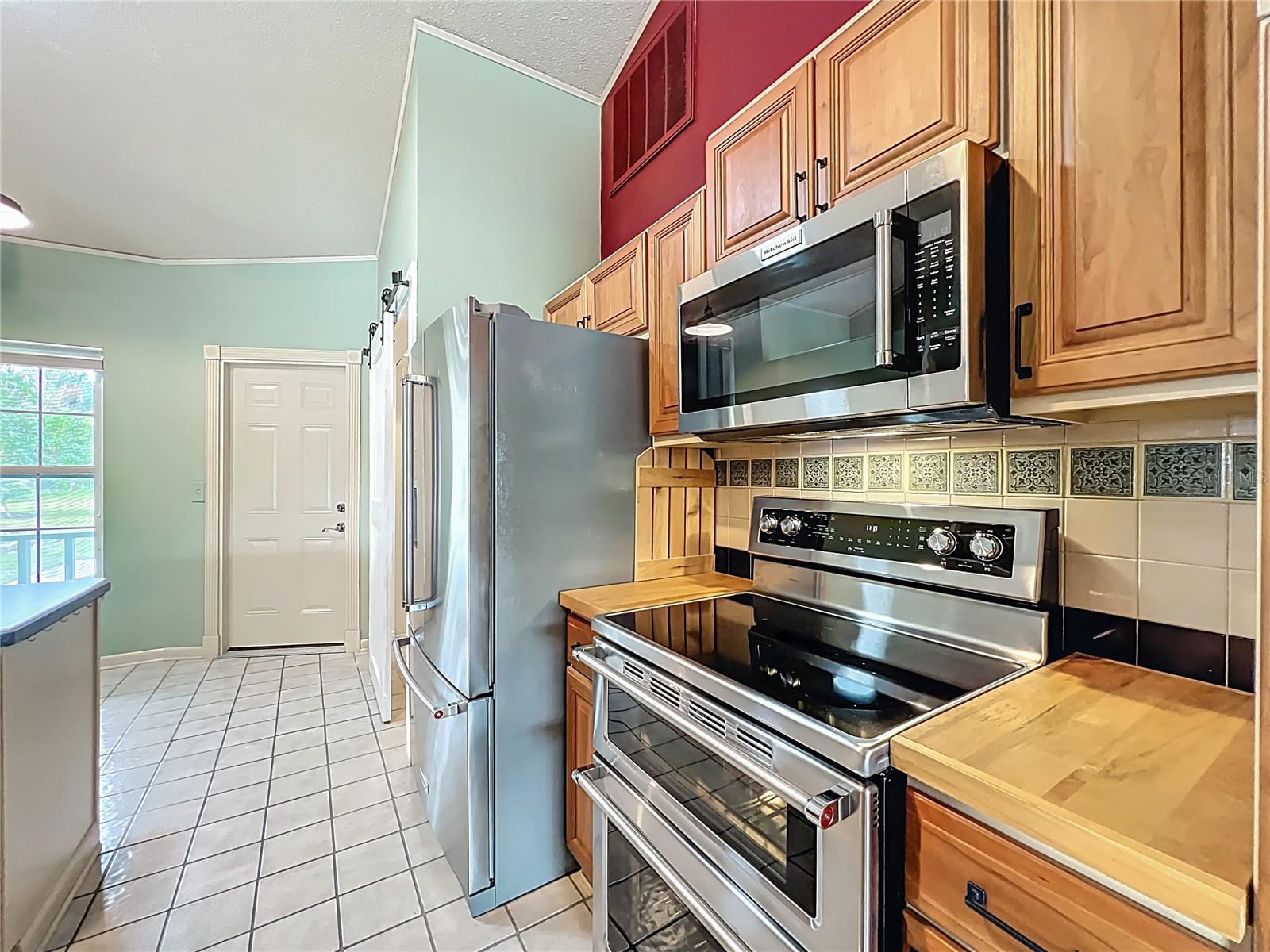 Image 21 of 87 For 3602 Daventry Court