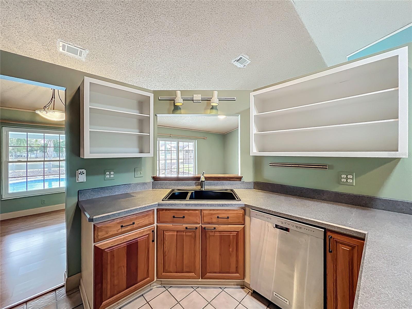 Image 27 of 87 For 3602 Daventry Court