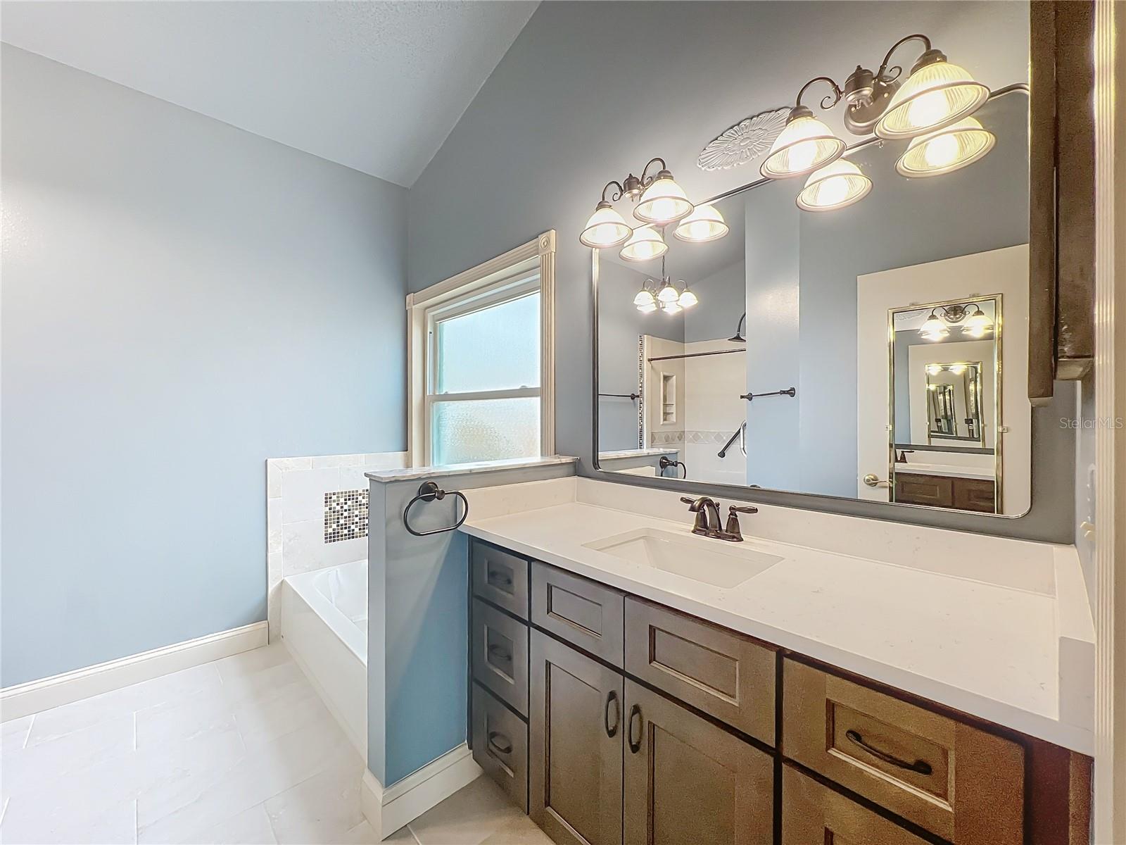 Image 35 of 87 For 3602 Daventry Court