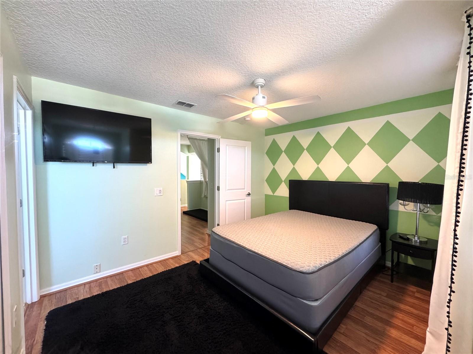 Image 17 of 37 For 7962 Golden Pond Court