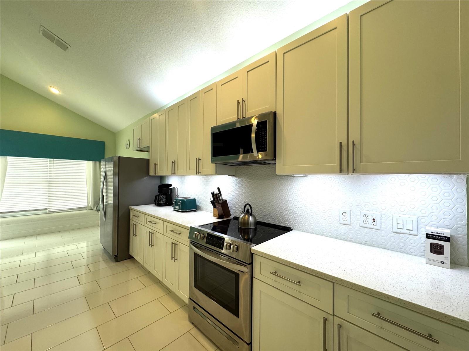 Image 8 of 37 For 7962 Golden Pond Court