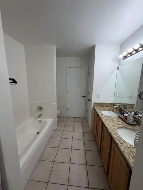 Image 24 of 50 For 2871 Picadilly Circle