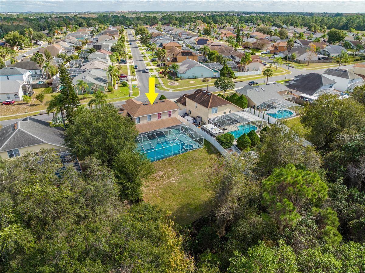 Image 3 of 50 For 2871 Picadilly Circle