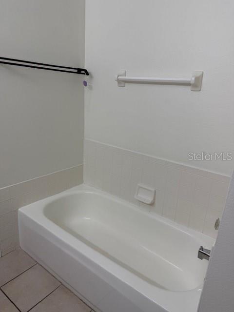 Image 34 of 50 For 2871 Picadilly Circle