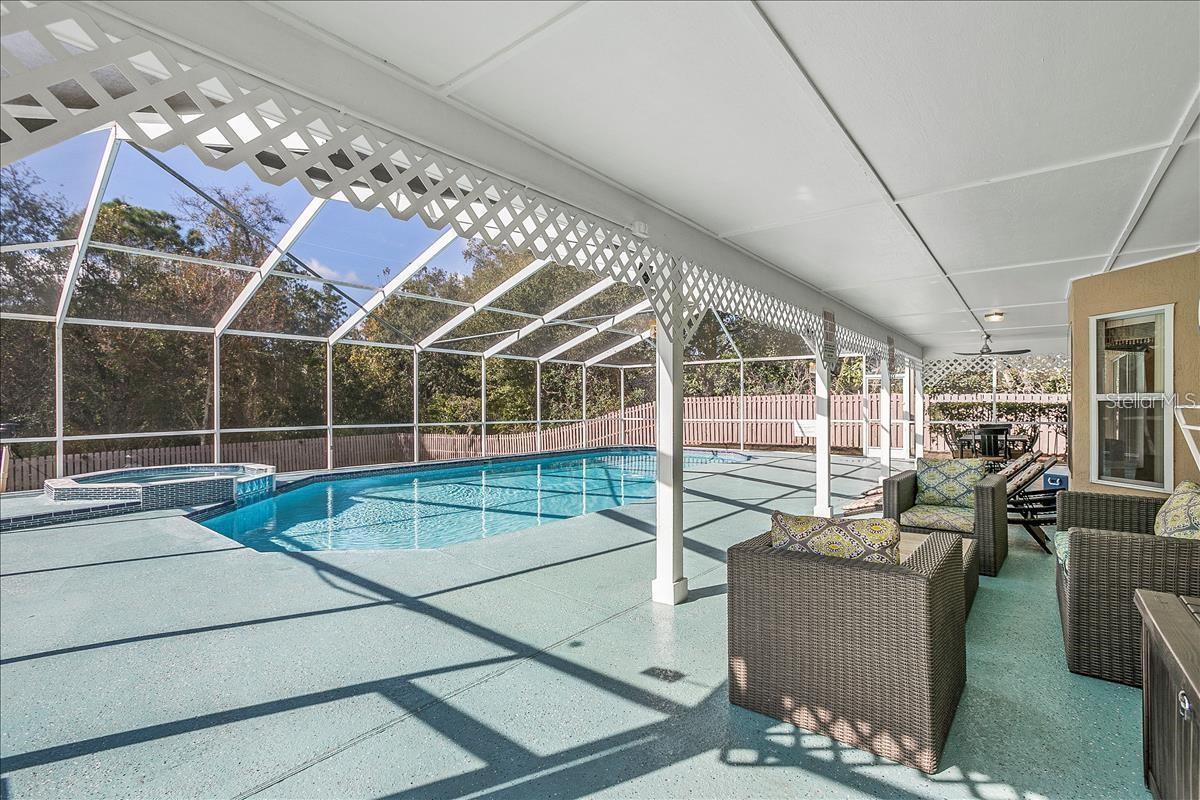 Image 42 of 50 For 2871 Picadilly Circle