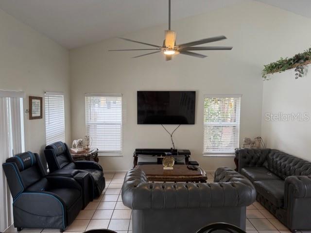 Image 8 of 50 For 2871 Picadilly Circle