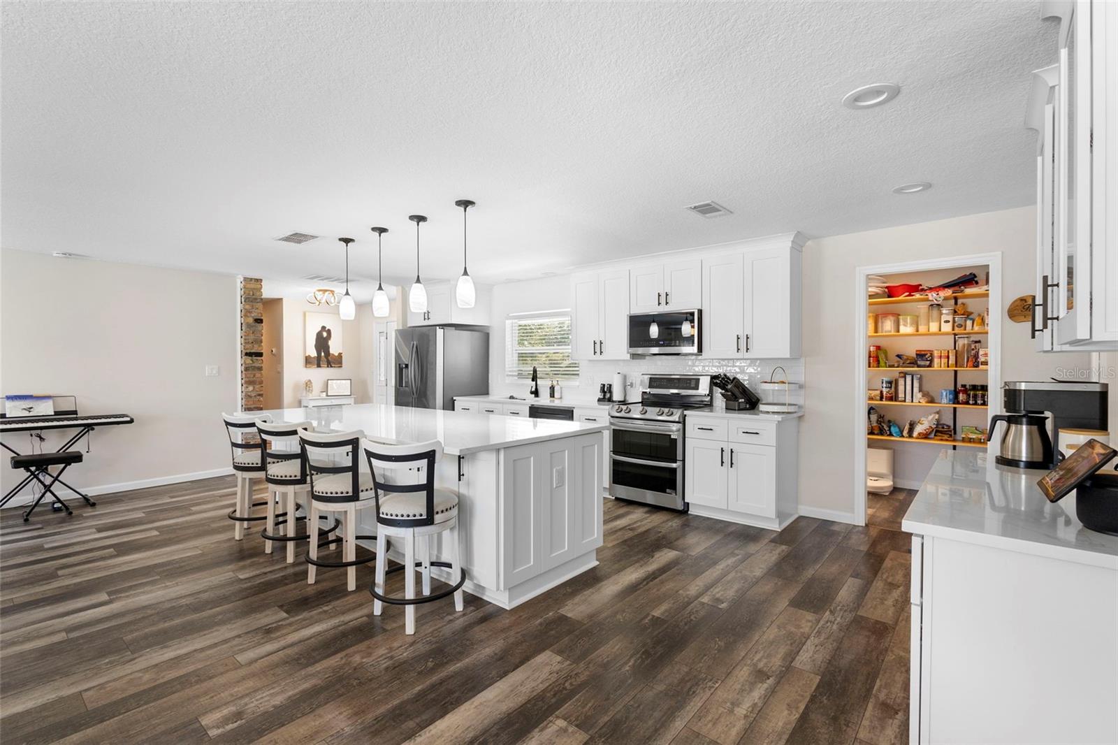 Image 10 of 50 For 190 Spring Lake Drive