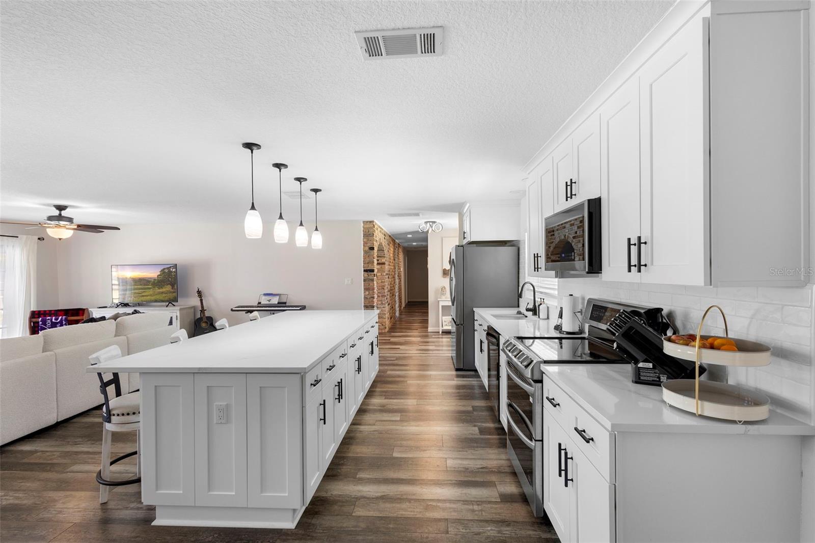 Image 12 of 50 For 190 Spring Lake Drive