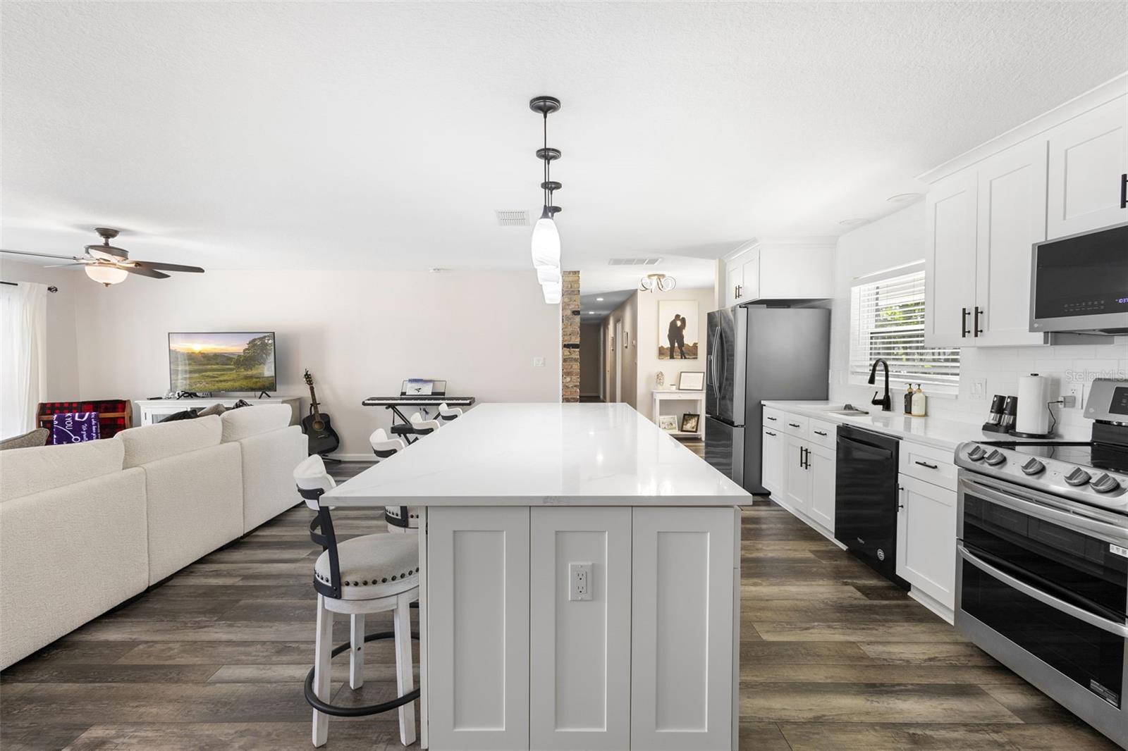 Image 13 of 50 For 190 Spring Lake Drive