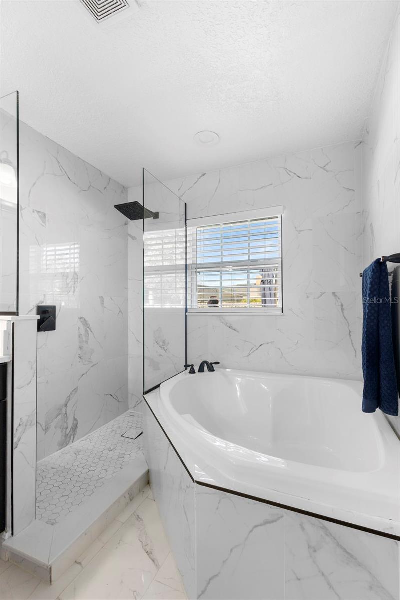 Image 29 of 50 For 190 Spring Lake Drive