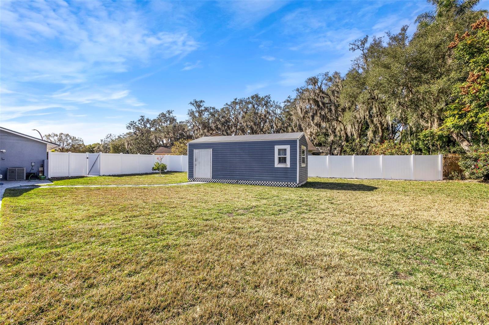 Image 36 of 50 For 190 Spring Lake Drive