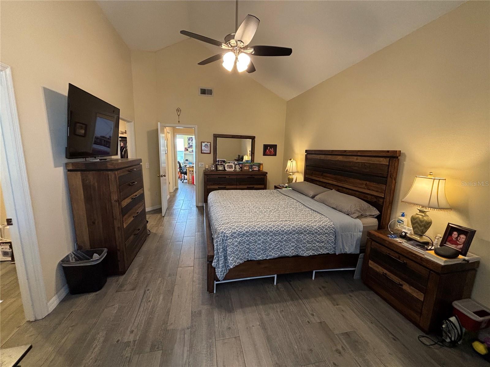 Image 20 of 33 For 5450 County Fair Court