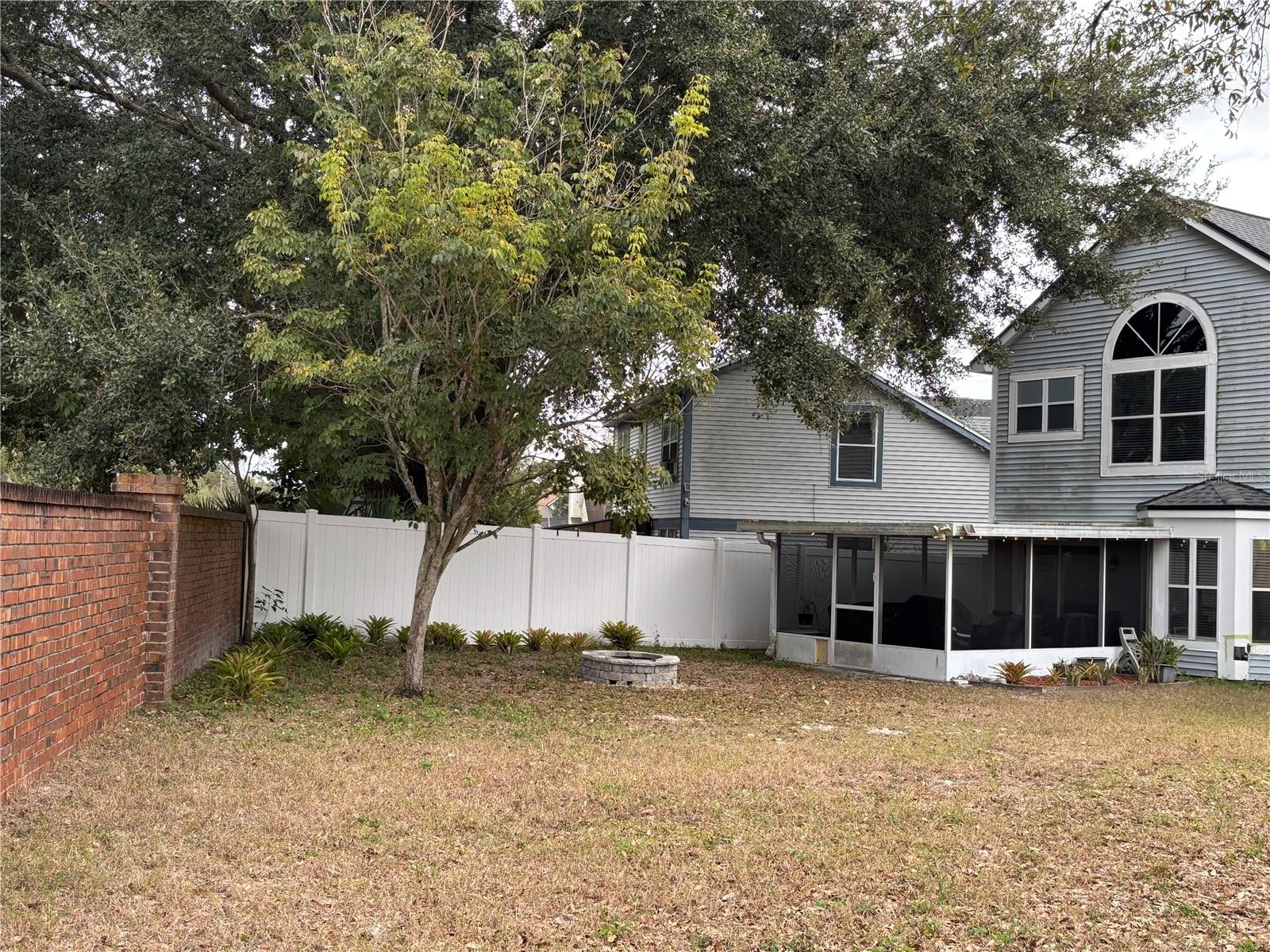 Image 29 of 33 For 5450 County Fair Court