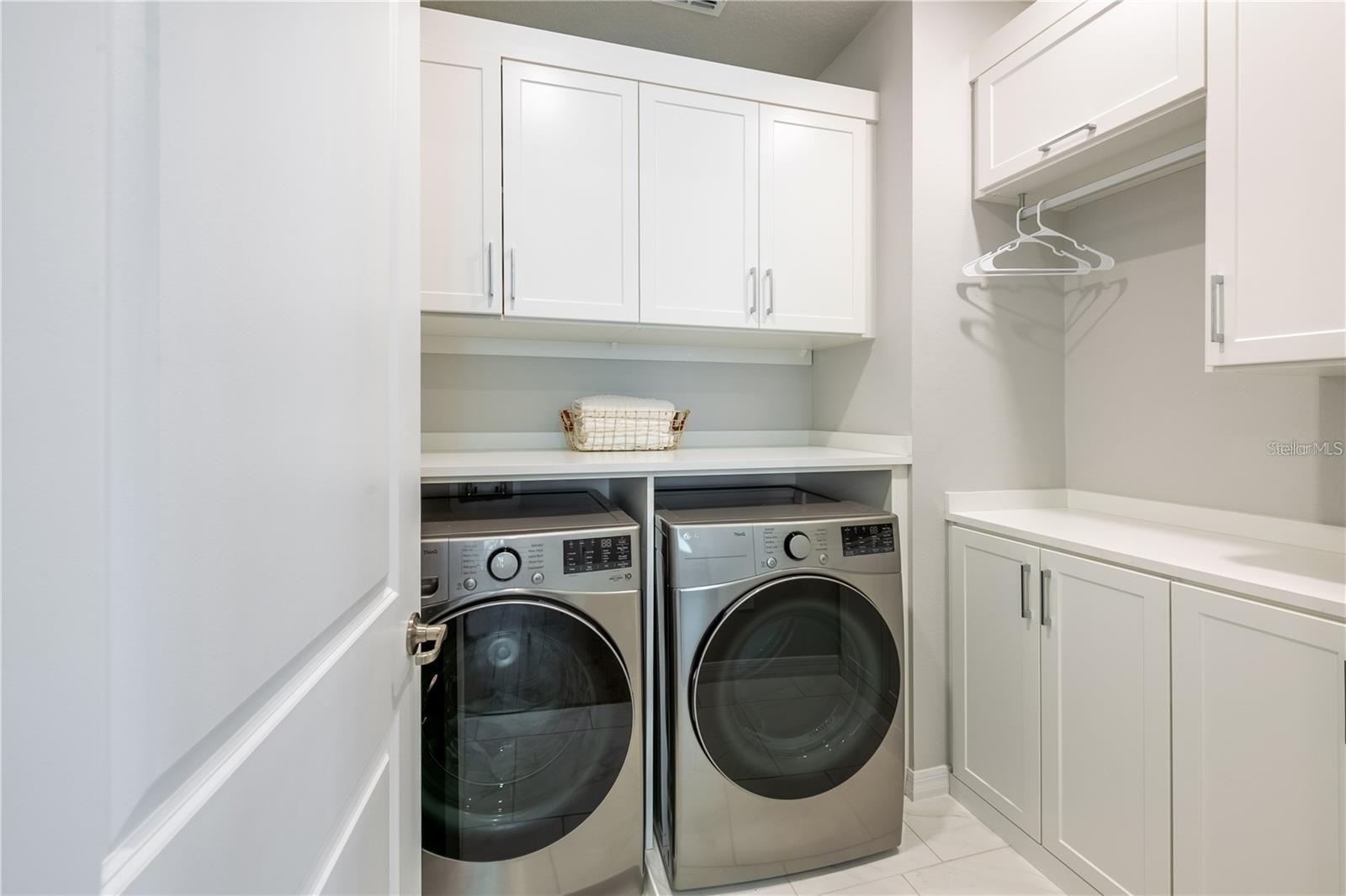 Image 30 of 34 For 934 Mckinnon Square