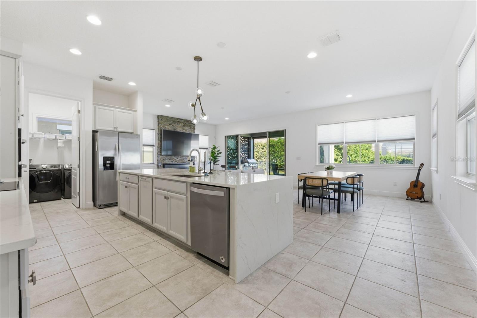 Image 12 of 69 For 13261 Oakenshaw Lane