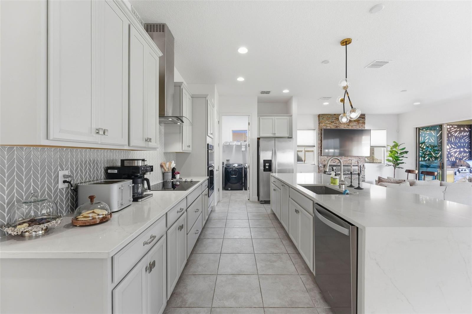 Image 13 of 69 For 13261 Oakenshaw Lane