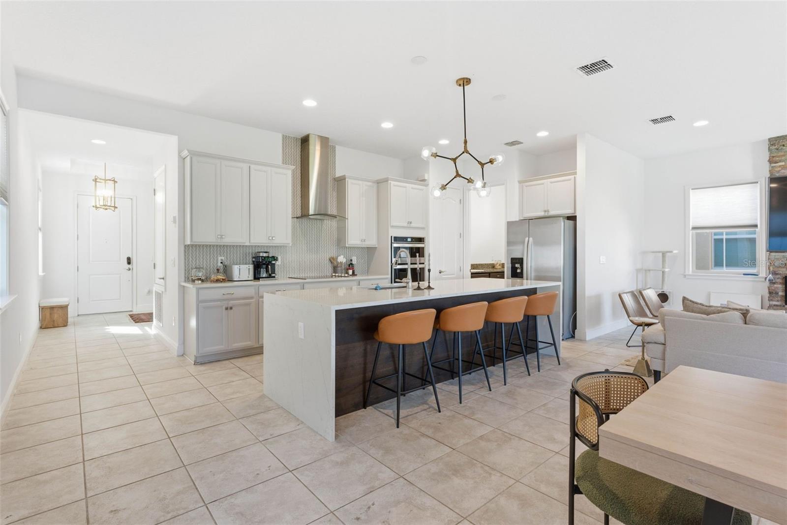 Image 15 of 69 For 13261 Oakenshaw Lane