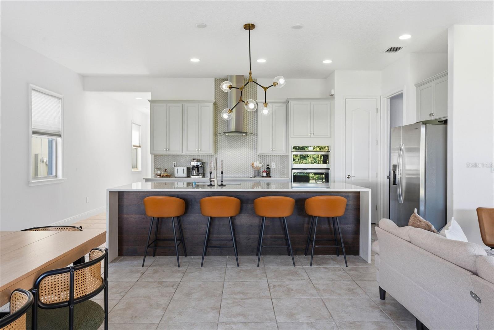 Image 16 of 69 For 13261 Oakenshaw Lane