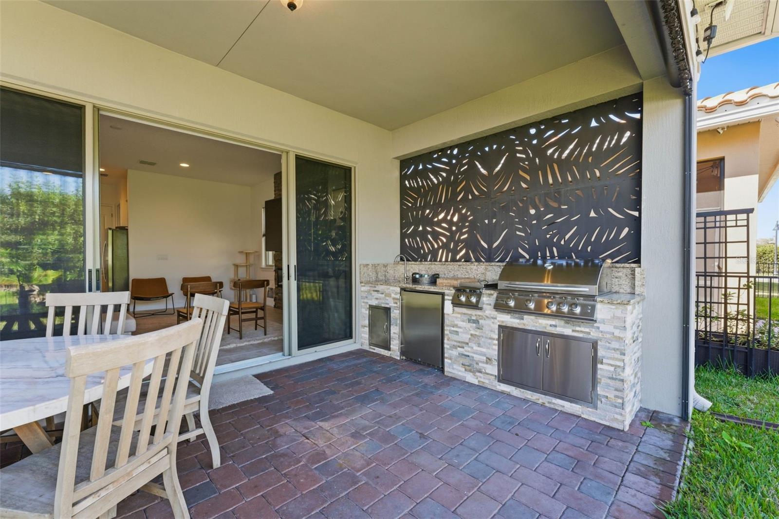 Image 25 of 69 For 13261 Oakenshaw Lane