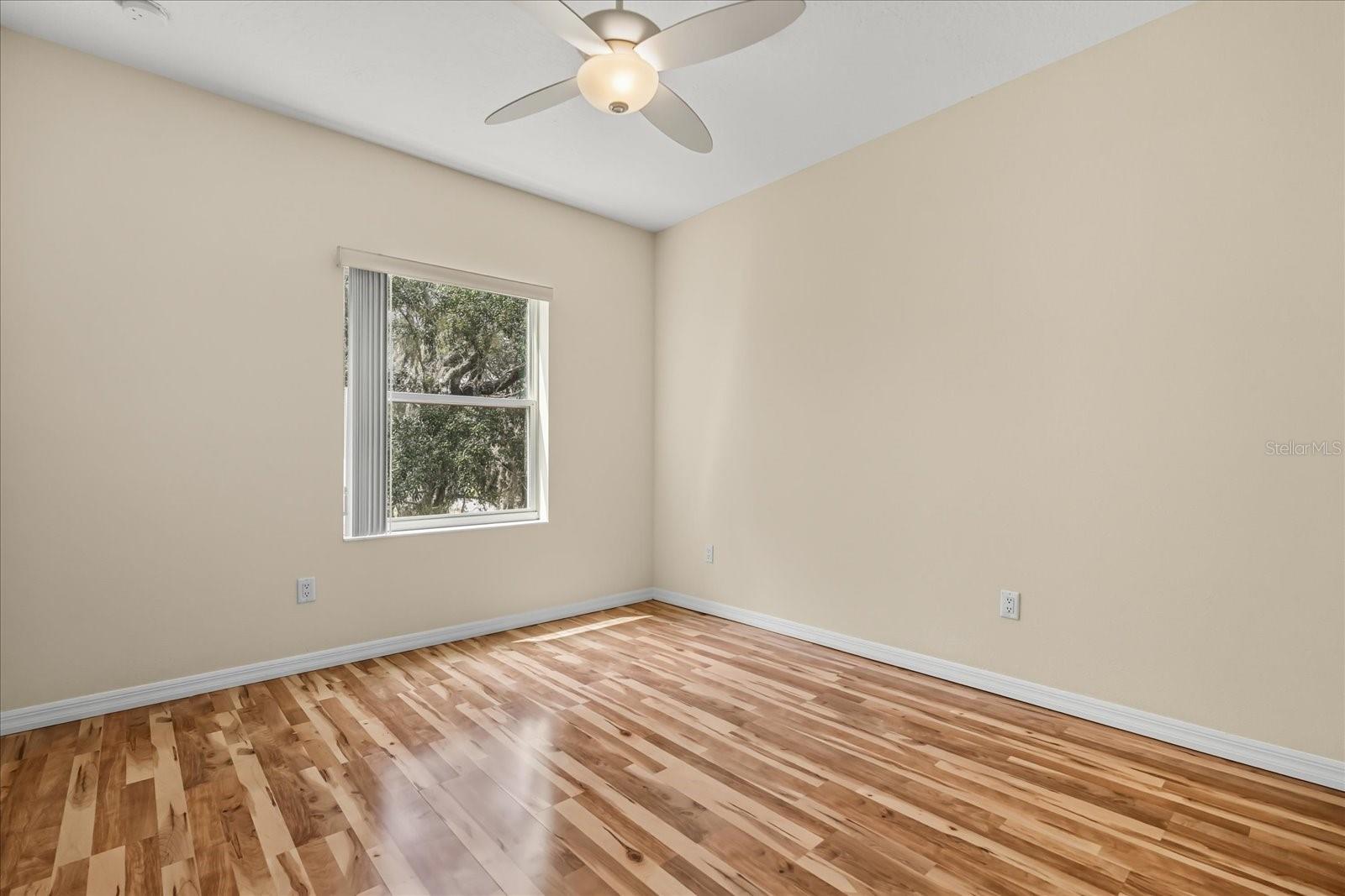 Image 10 of 31 For 2049 Royal Vista Court