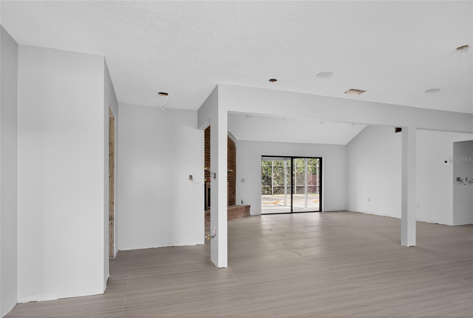 Image 12 of 35 For 5427 Ming Drive