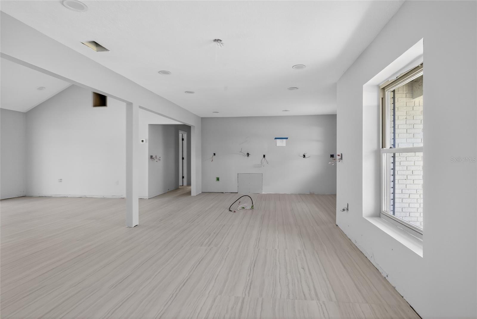 Image 13 of 35 For 5427 Ming Drive