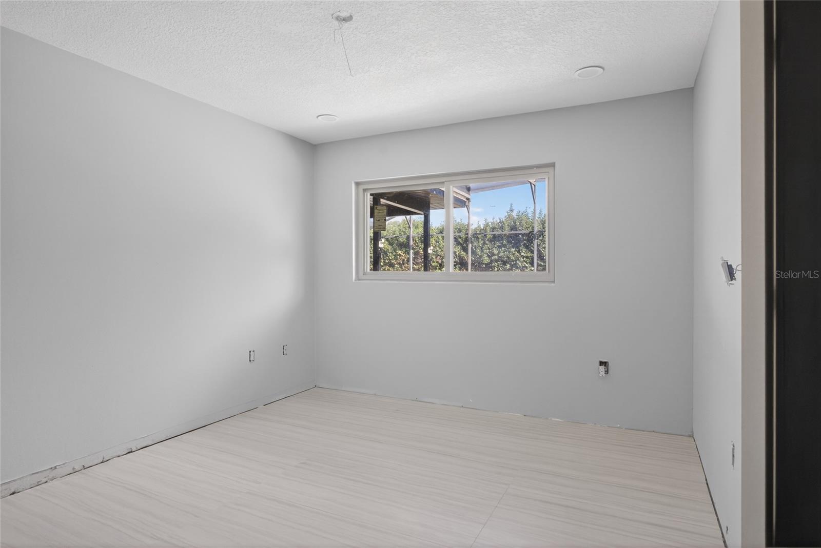 Image 21 of 35 For 5427 Ming Drive