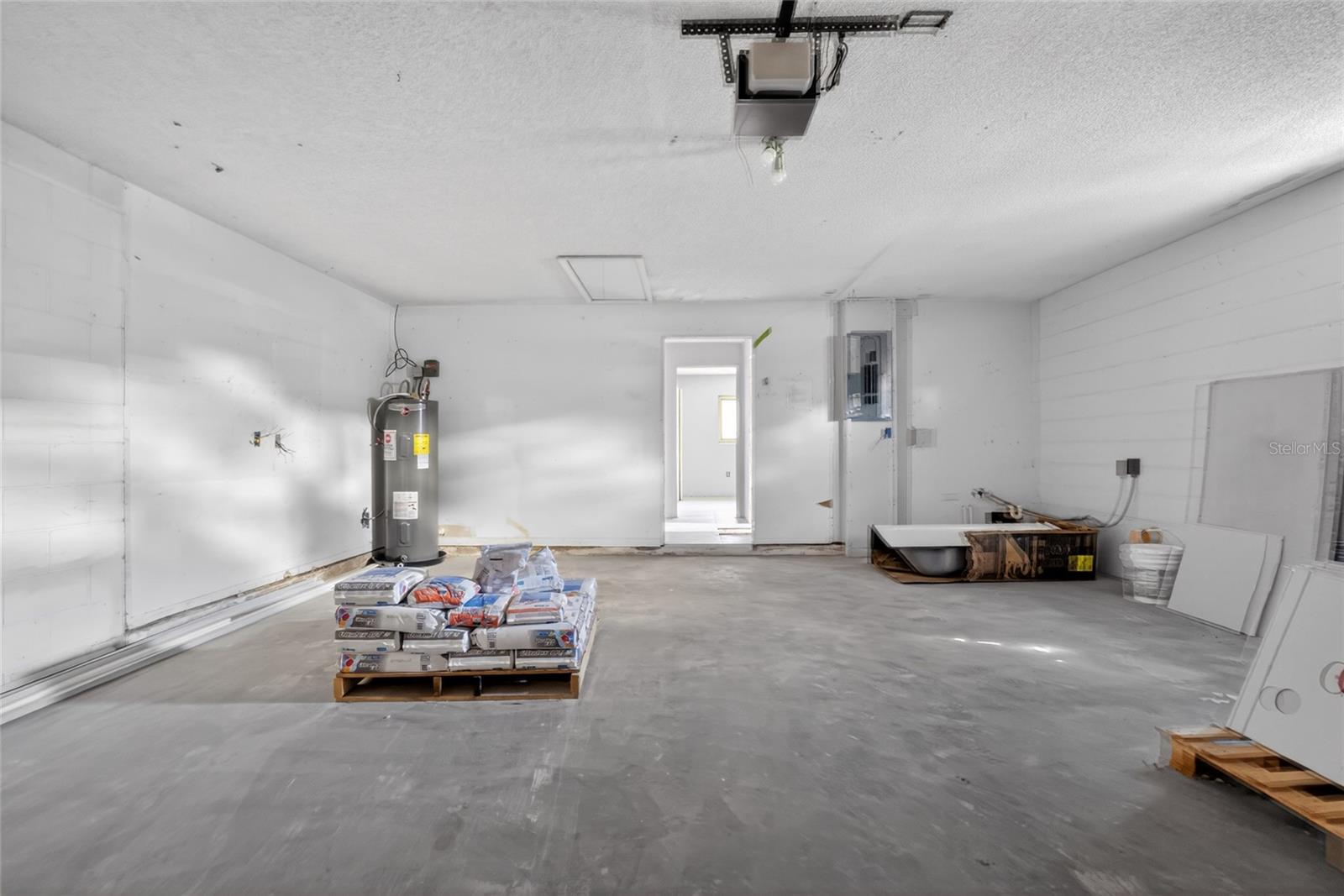 Image 23 of 35 For 5427 Ming Drive