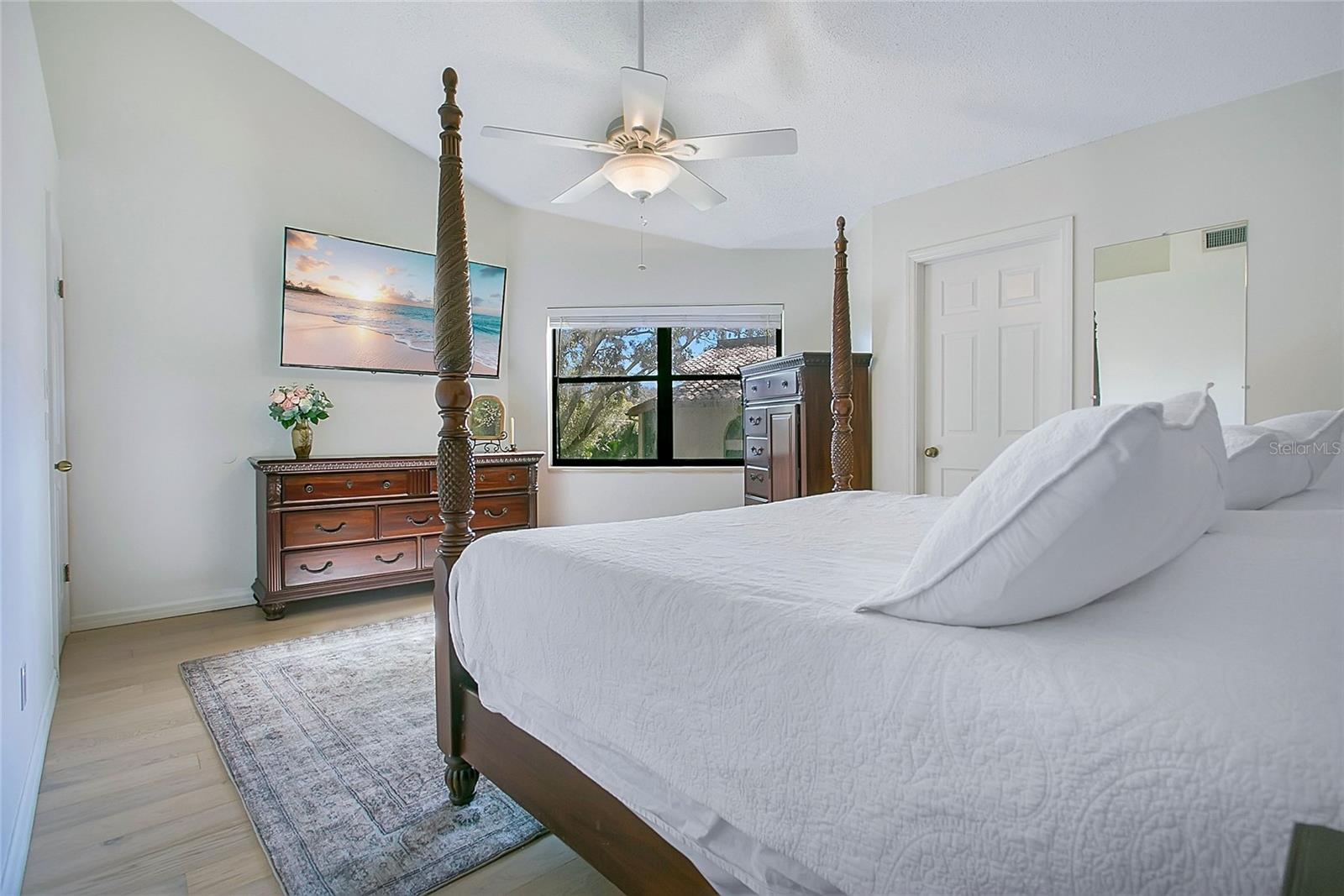 Image 17 of 39 For 1267 Saint Tropez Circle Ge