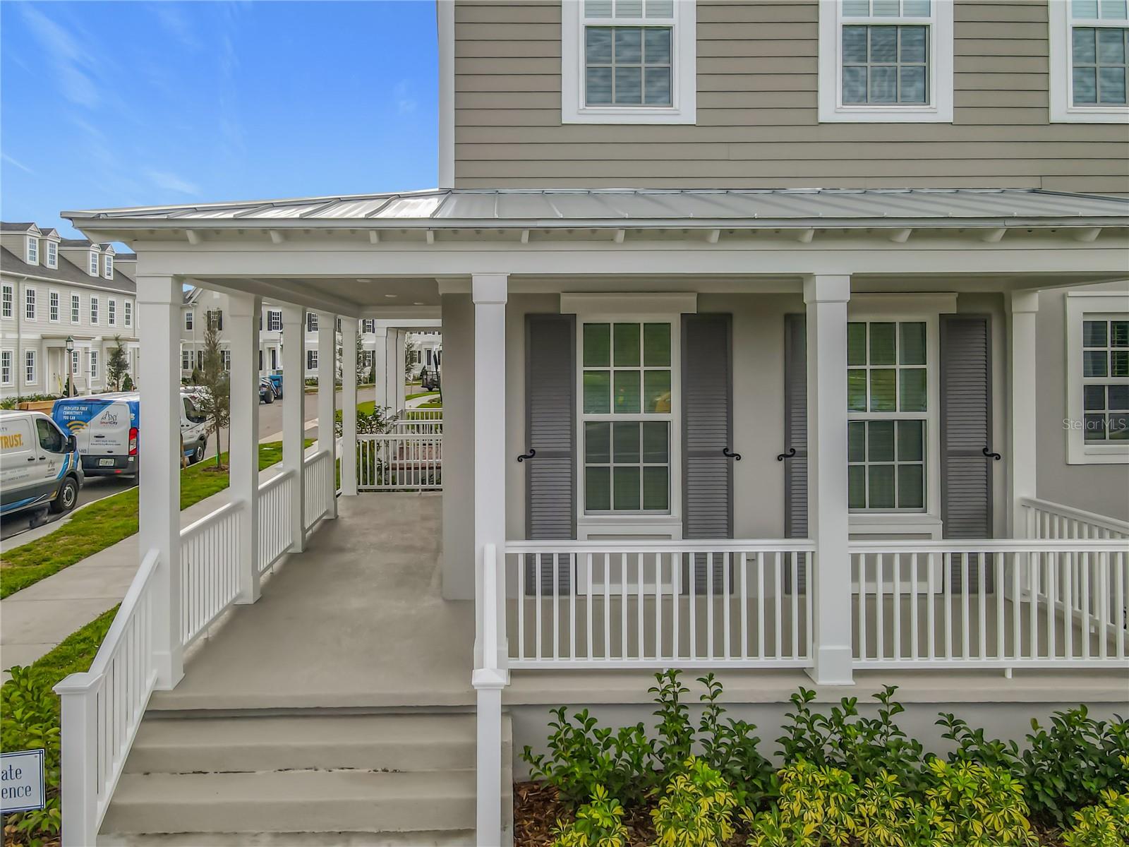 Image 5 of 41 For 2426 Celebration Boulevard