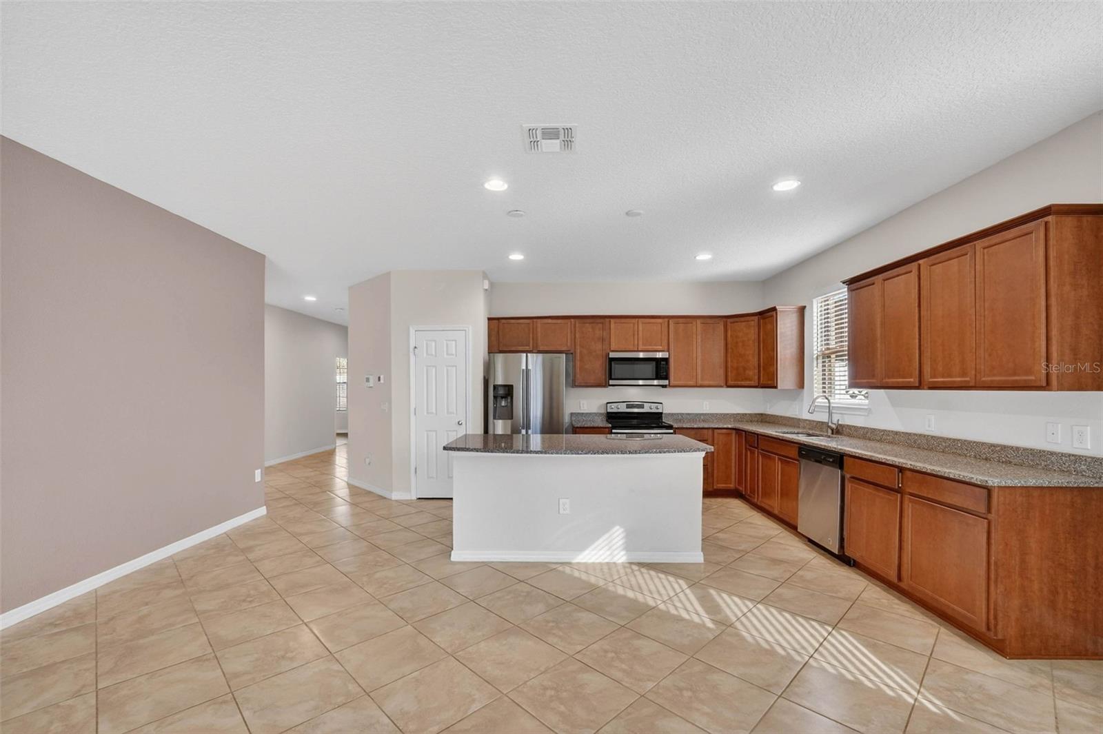 Image 11 of 60 For 8564 Rindge Road