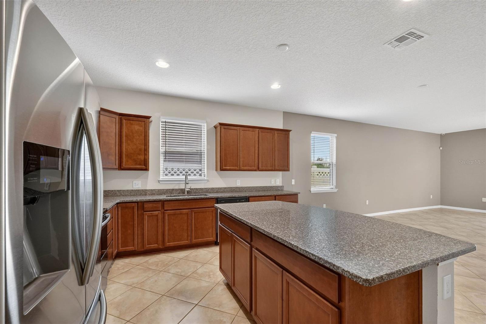 Image 17 of 60 For 8564 Rindge Road