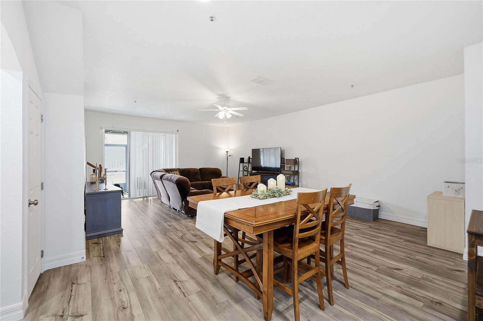 Image 12 of 51 For 14018 Evening Sky Pl