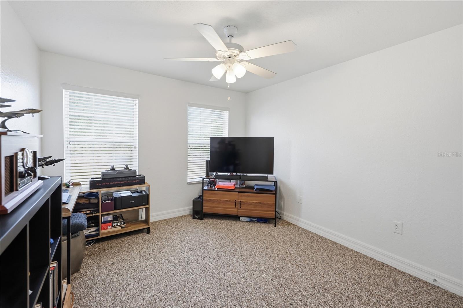 Image 26 of 51 For 14018 Evening Sky Pl