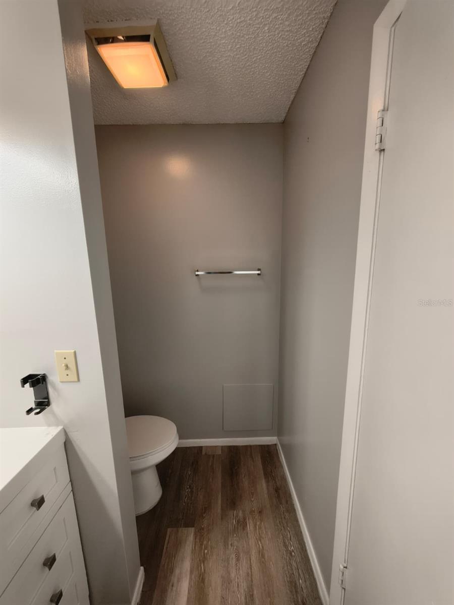 Image 17 of 20 For 711 Sugar Bay Way 313