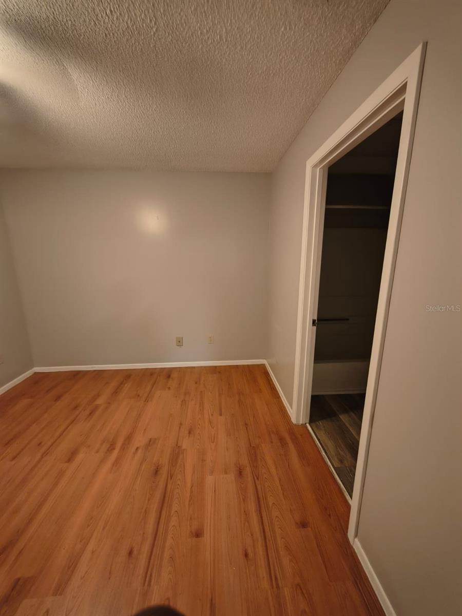 Image 8 of 20 For 711 Sugar Bay Way 313