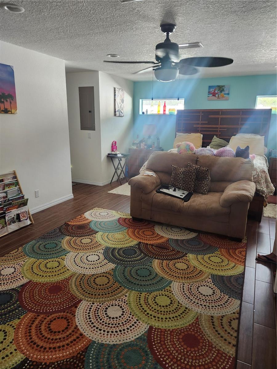 Image 11 of 11 For 2242 Wood Court