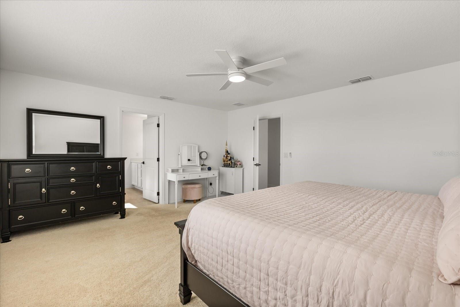 Image 18 of 41 For 2294 Endeavor Way