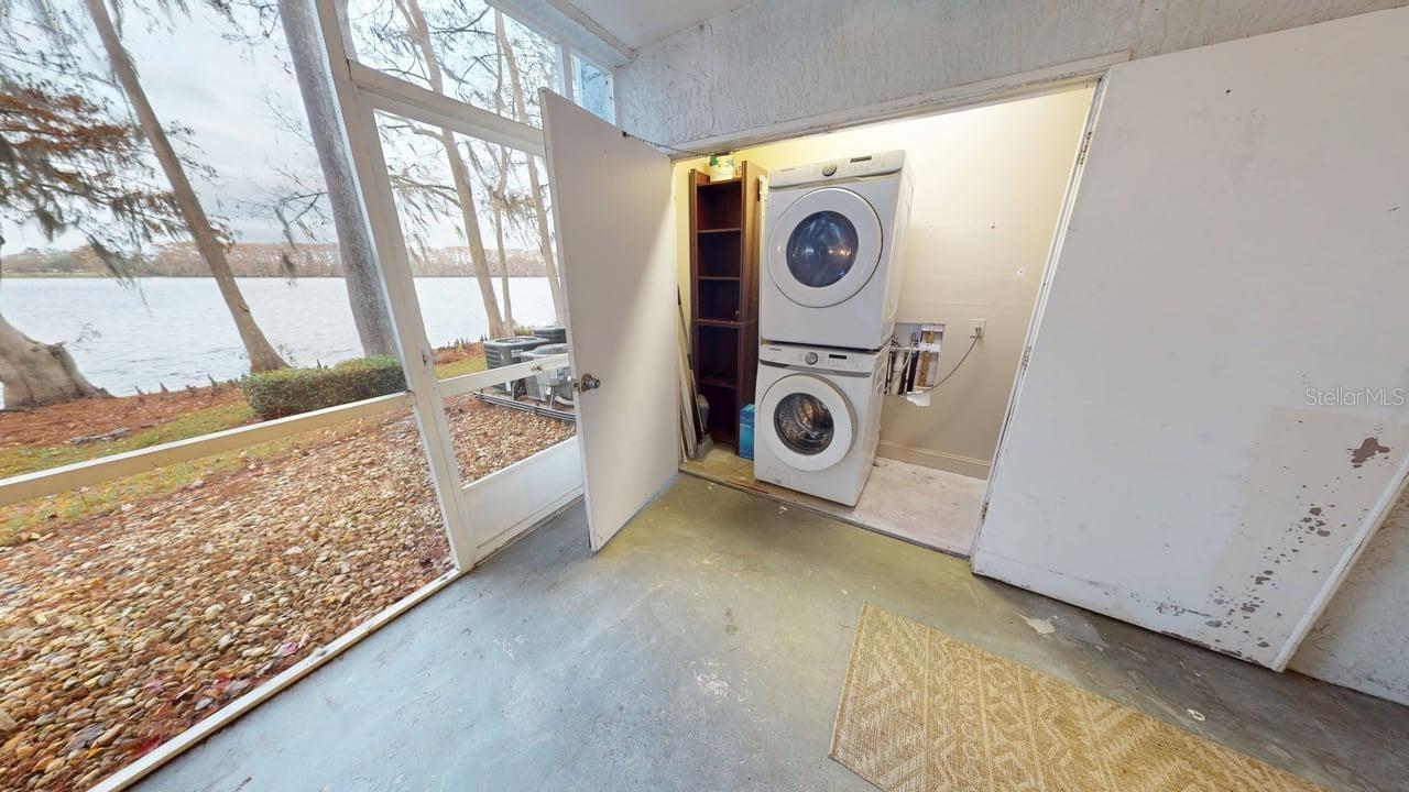 Image 15 of 22 For 25107 Northlake Drive 25107